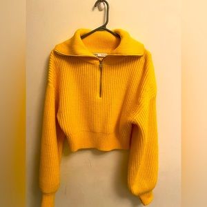 Zara yellow semi-cropped sweater